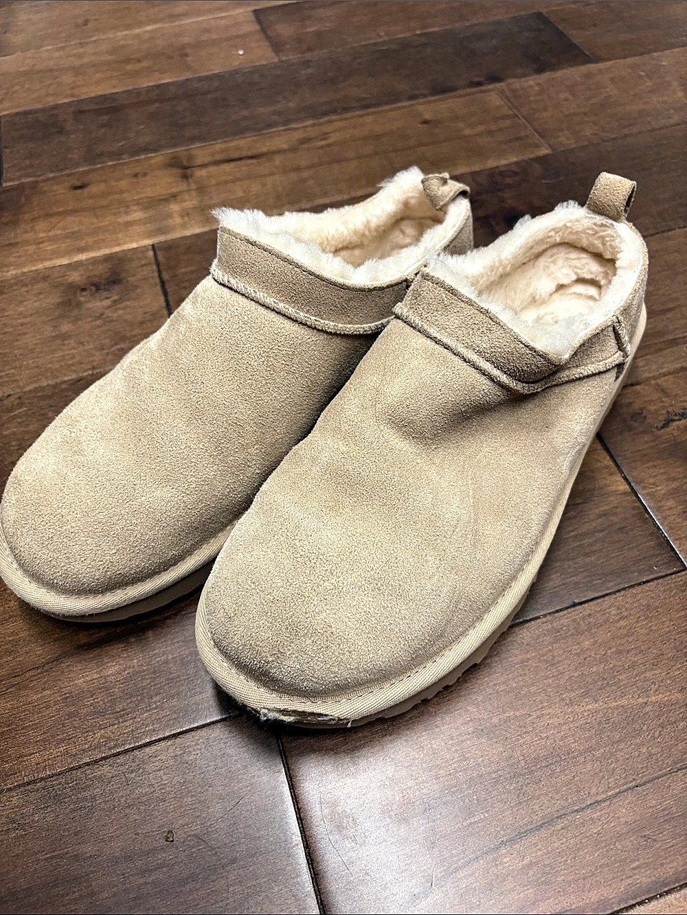 UGG Tasman Slipper Beige